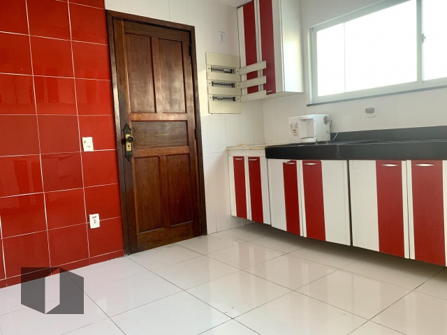 Casa à venda com 3 quartos, 197m² - Foto 24