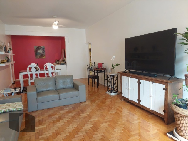 Apartamento à venda com 3 quartos, 130m² - Foto 4