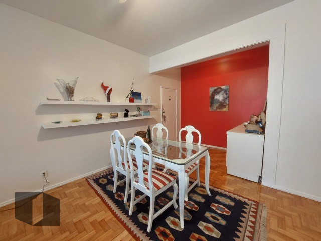 Apartamento à venda com 3 quartos, 130m² - Foto 12