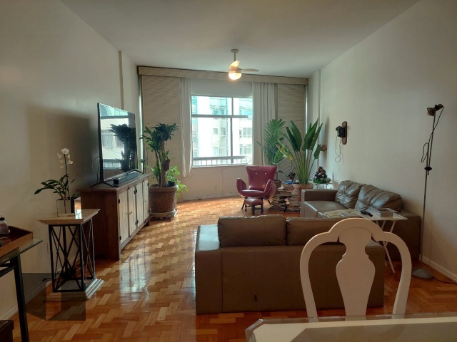 Apartamento à venda com 3 quartos, 130m² - Foto 11