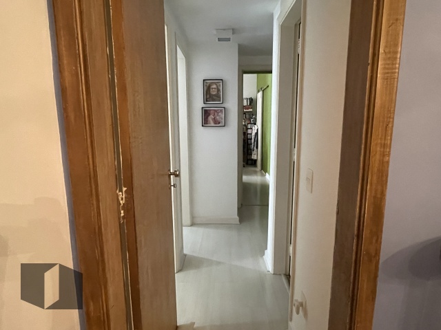 Apartamento à venda com 3 quartos, 118m² - Foto 9