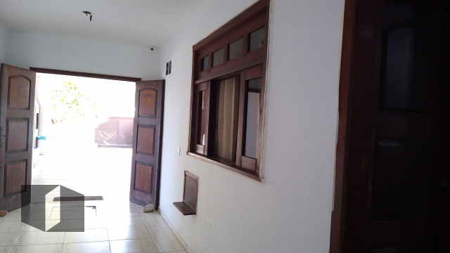 Casa para alugar com 4 quartos, 655m² - Foto 10