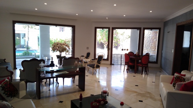 Casa para alugar com 4 quartos, 655m² - Foto 12