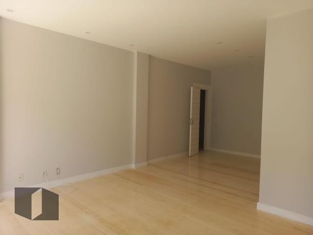 Apartamento à venda com 3 quartos, 121m² - Foto 6