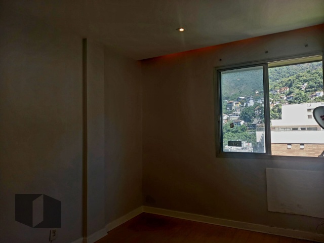 Apartamento à venda com 3 quartos, 121m² - Foto 18