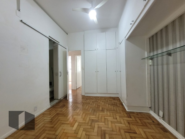 Apartamento à venda com 3 quartos, 99m² - Foto 11