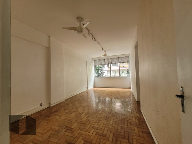 Apartamento à venda com 3 quartos, 99m² - Foto 1