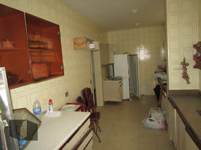 Apartamento à venda com 4 quartos, 260m² - Foto 20