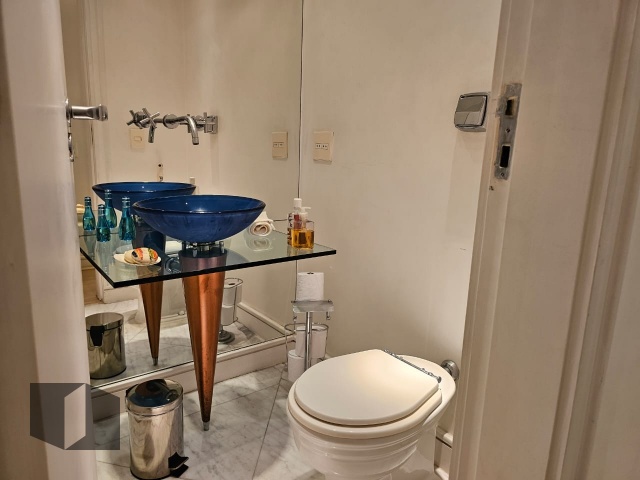 Apartamento à venda com 3 quartos, 134m² - Foto 6
