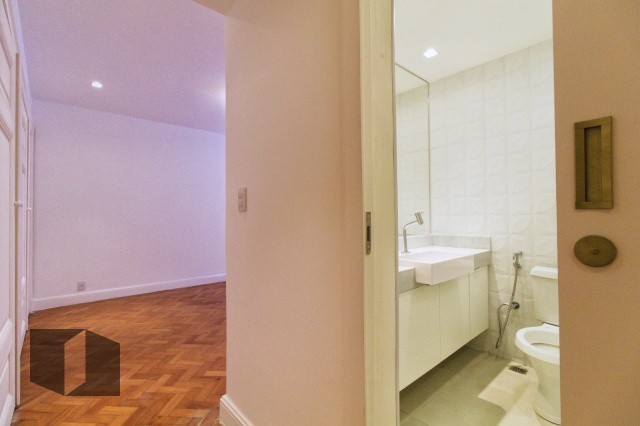 Apartamento à venda com 4 quartos, 320m² - Foto 16