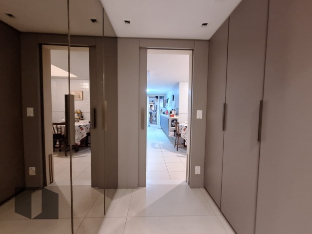 Apartamento à venda com 4 quartos, 166m² - Foto 13