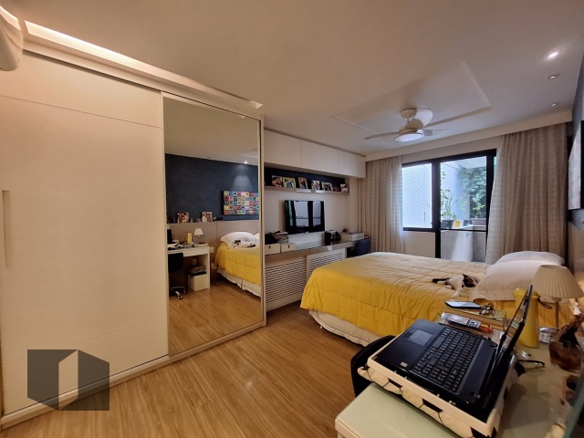 Apartamento à venda com 4 quartos, 166m² - Foto 15