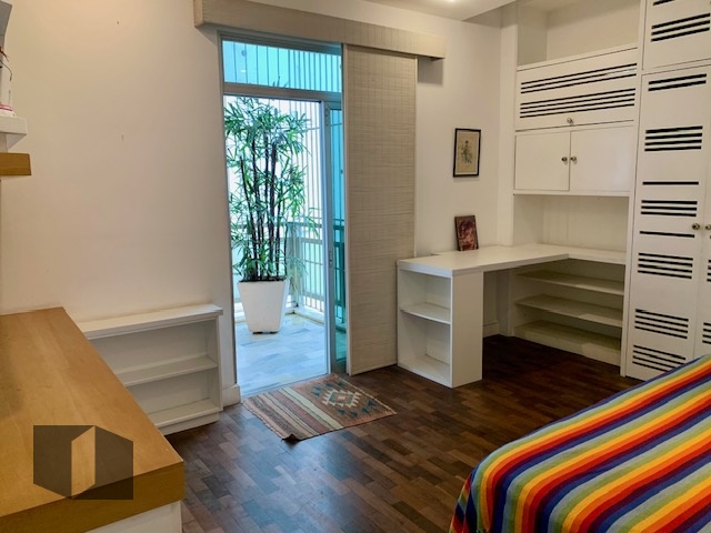 Apartamento à venda com 4 quartos, 206m² - Foto 14