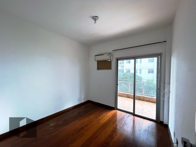 Cobertura para alugar com 3 quartos, 246m² - Foto 4