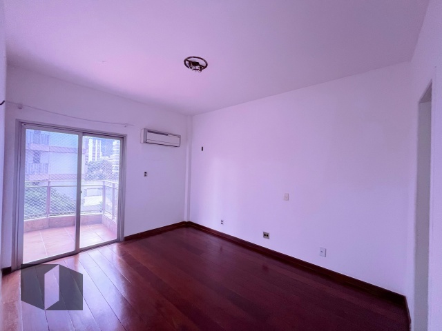 Cobertura para alugar com 3 quartos, 246m² - Foto 9