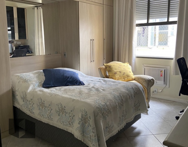 Apartamento à venda com 4 quartos, 185m² - Foto 10