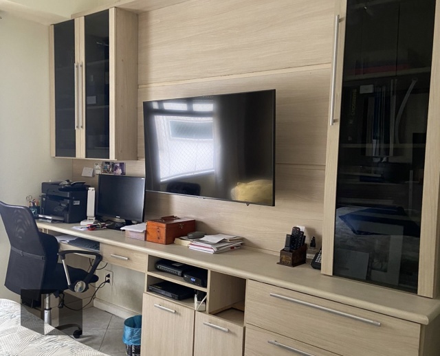 Apartamento à venda com 4 quartos, 185m² - Foto 11