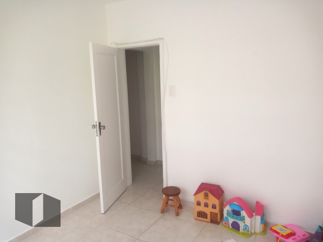 Apartamento à venda com 3 quartos, 93m² - Foto 8