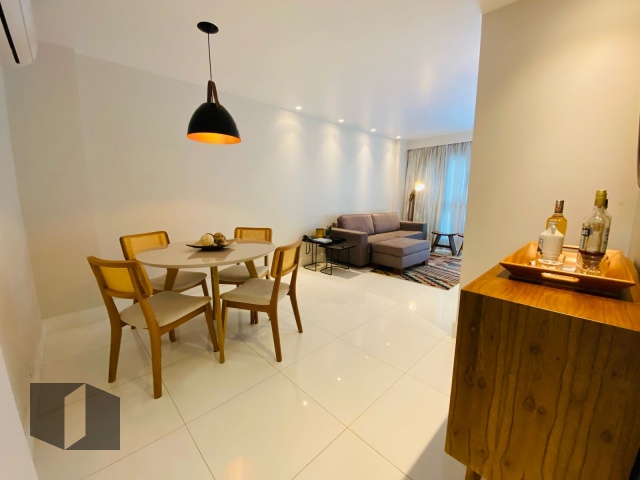 Apartamento à venda com 2 quartos, 70m² - Foto 5