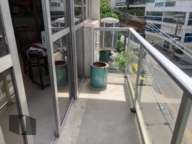 Apartamento à venda com 2 quartos, 96m² - Foto 6