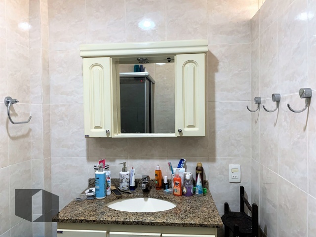 Apartamento à venda com 3 quartos, 202m² - Foto 19