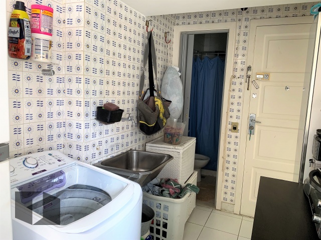 Apartamento à venda com 3 quartos, 202m² - Foto 30