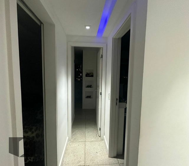 Apartamento à venda com 3 quartos, 99m² - Foto 18