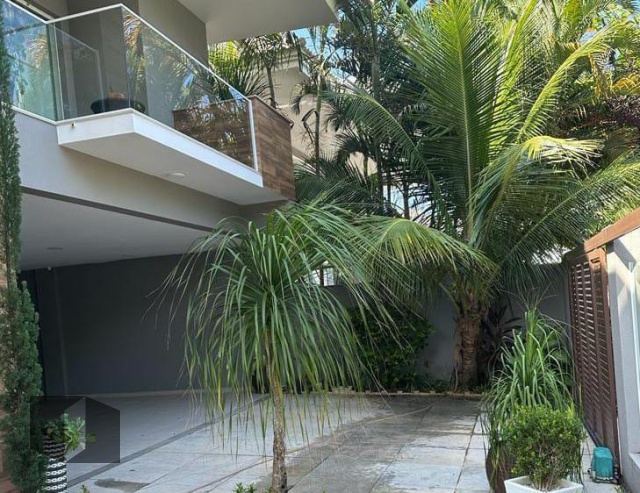 Casa de Condomínio à venda com 4 quartos, 748m² - Foto 4