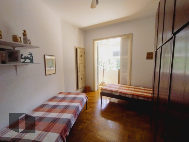 Apartamento à venda com 4 quartos, 149m² - Foto 13