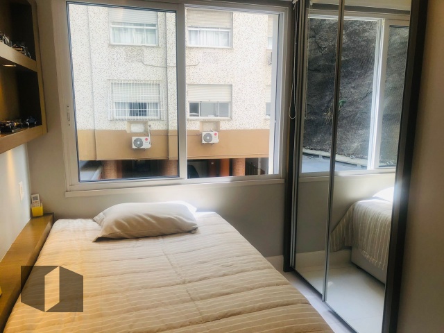 Apartamento à venda com 3 quartos, 87m² - Foto 8