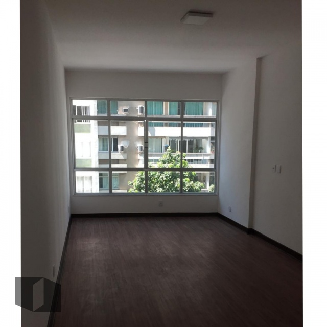 Apartamento à venda com 3 quartos, 95m² - Foto 1