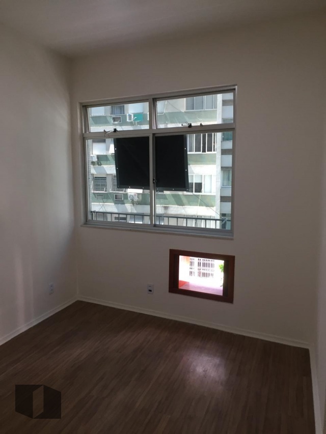 Apartamento à venda com 3 quartos, 95m² - Foto 7