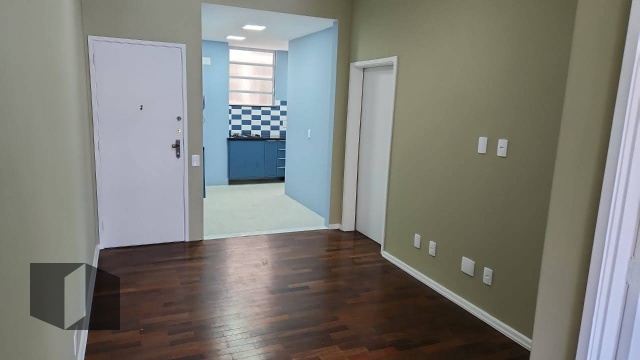 Apartamento à venda com 2 quartos, 60m² - Foto 1