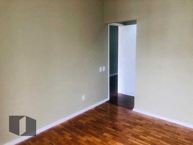 Apartamento à venda com 2 quartos, 60m² - Foto 5