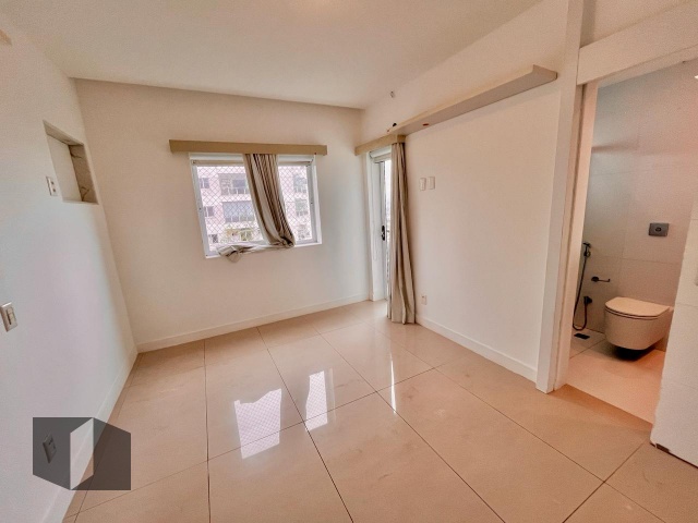 Apartamento à venda com 4 quartos, 186m² - Foto 22