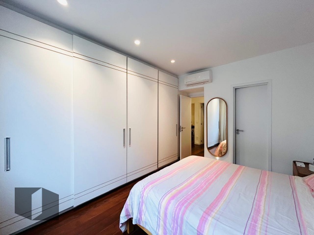 Apartamento à venda com 3 quartos, 143m² - Foto 7