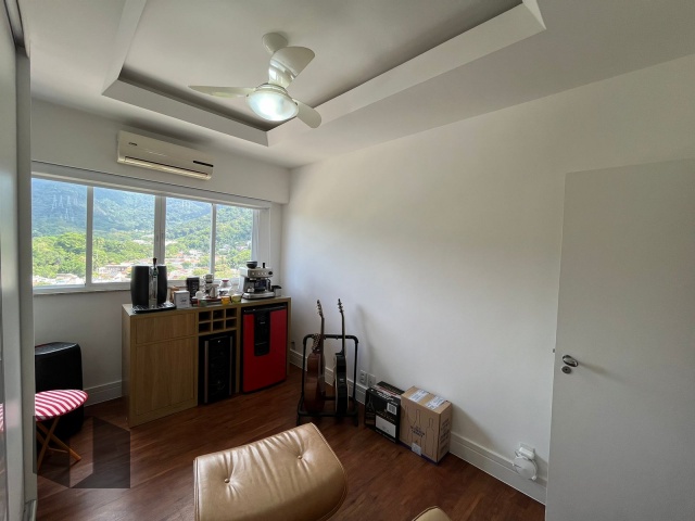 Apartamento à venda com 3 quartos, 90m² - Foto 22