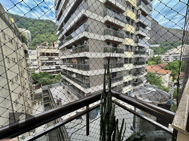 Apartamento à venda com 3 quartos, 106m² - Foto 6