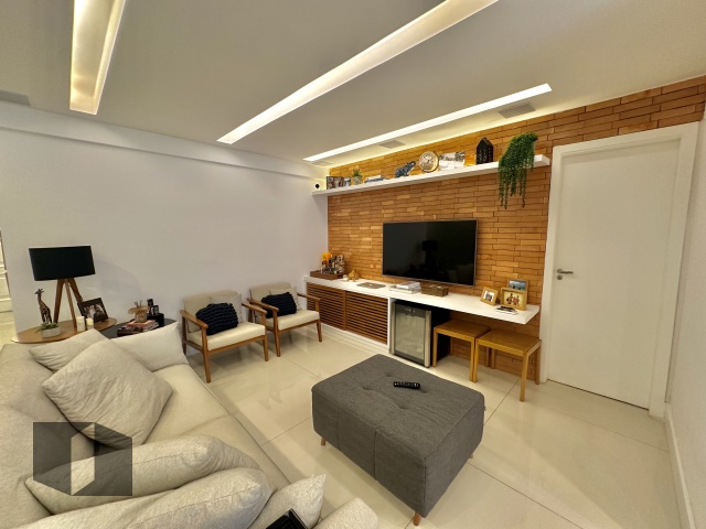 Apartamento à venda com 3 quartos, 106m² - Foto 3