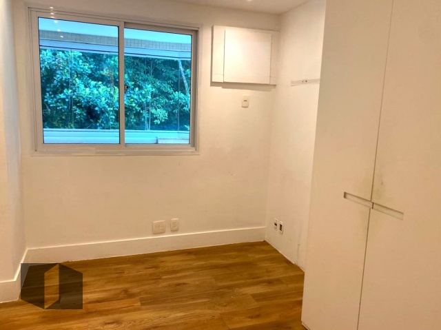 Apartamento à venda com 2 quartos, 83m² - Foto 10