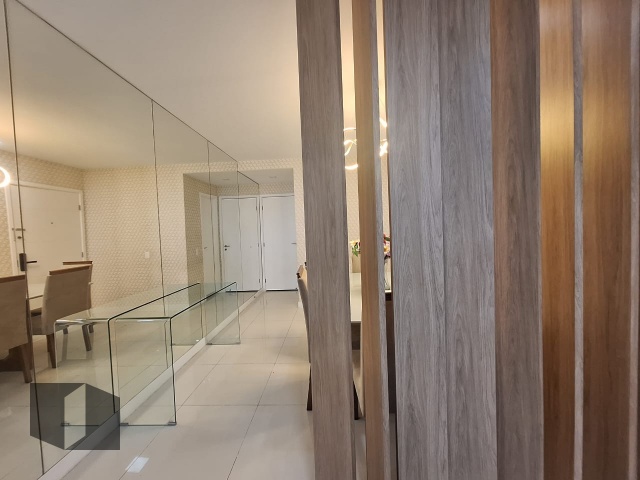 Apartamento à venda com 4 quartos, 159m² - Foto 4