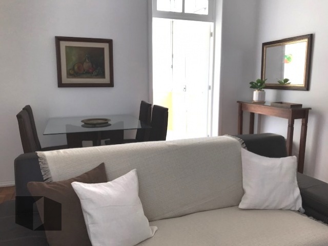 Apartamento à venda com 2 quartos, 70m² - Foto 10