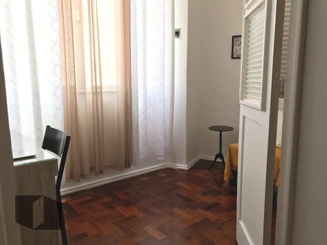 Apartamento à venda com 2 quartos, 70m² - Foto 31