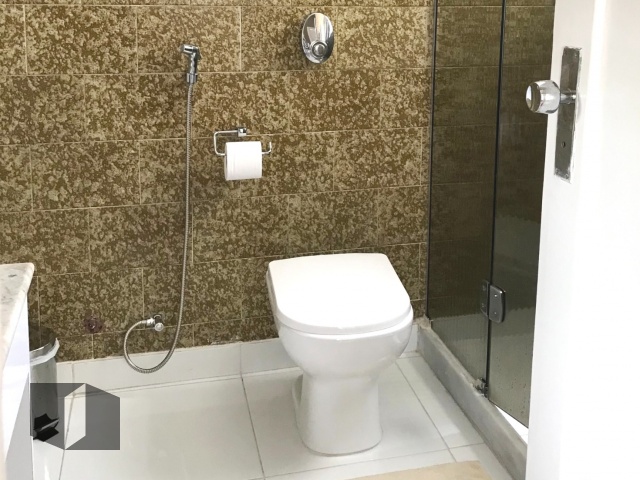 Apartamento à venda com 2 quartos, 70m² - Foto 37