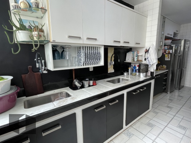 Apartamento à venda com 4 quartos, 290m² - Foto 18