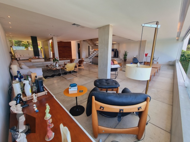 Casa à venda com 4 quartos, 1200m² - Foto 17