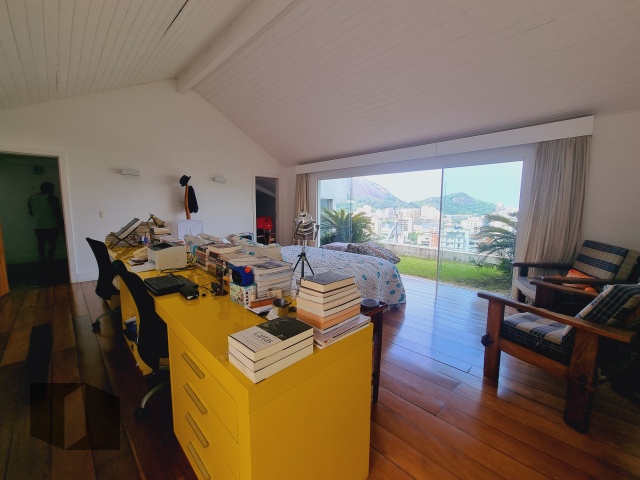 Casa à venda com 4 quartos, 1200m² - Foto 38