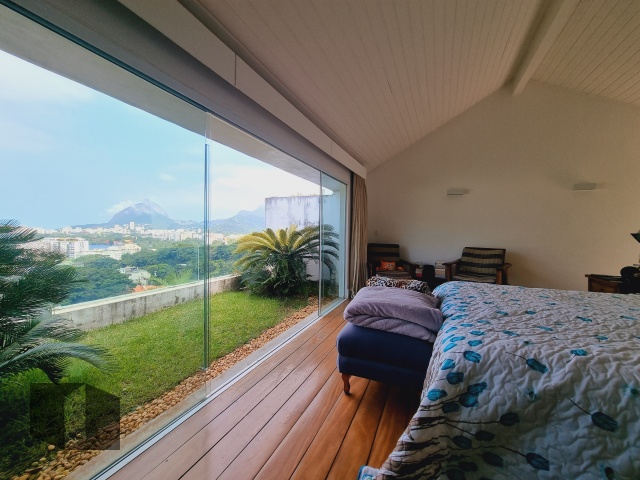 Casa à venda com 4 quartos, 1200m² - Foto 37