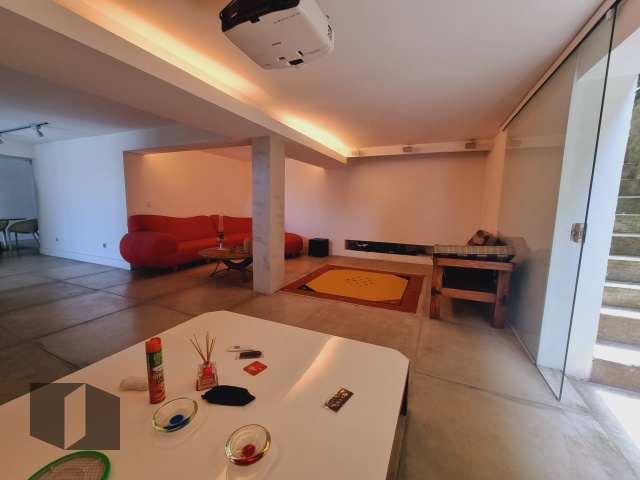 Casa à venda com 4 quartos, 1200m² - Foto 52