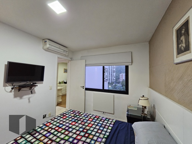 Apartamento à venda com 2 quartos, 79m² - Foto 18